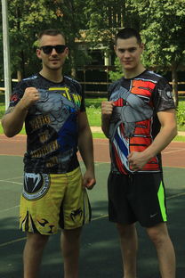 球队体能结构是否影响教练使用首发与替补分布计划，足球队拉体能